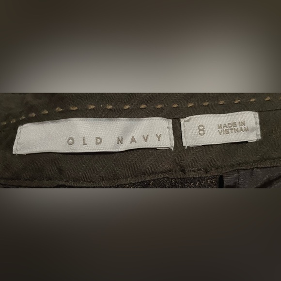 Old navy women’s tweed shorts - Picture 3 of 4